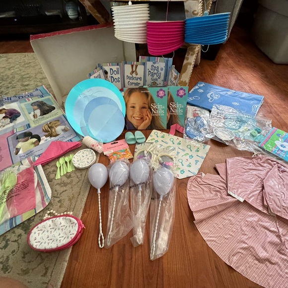 Retired and Rare American Girl Spa Party Kit for 8 girls - Picture 12 of 12